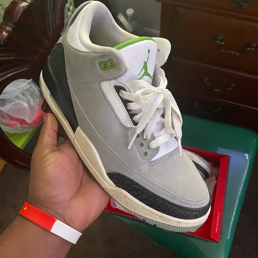 Jordan 3s